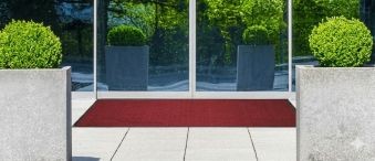 keeping your business safe for your visitors with a rubber backed mat