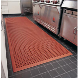 Black Safe Walk heavy-duty rubber anti-fatigue drainage mat with square edges
