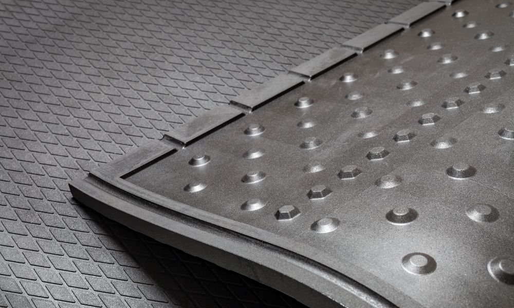 5 Tips for Maintaining Your Industrial Rubber Floor Mats