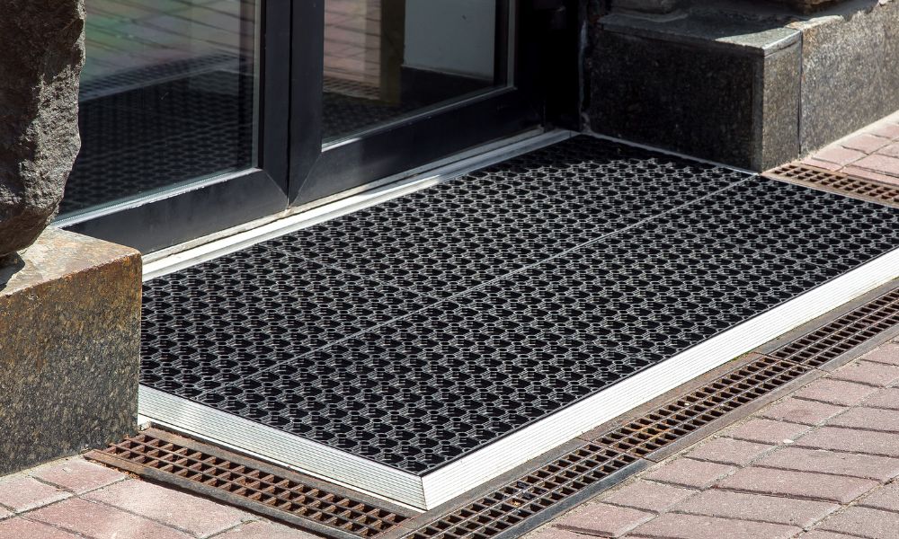 When Is It Important To Use a Drainage Mat?